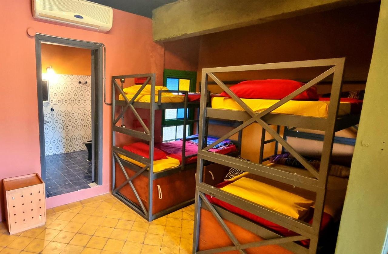 Circo Hostel Асунсьйон Екстер'єр фото