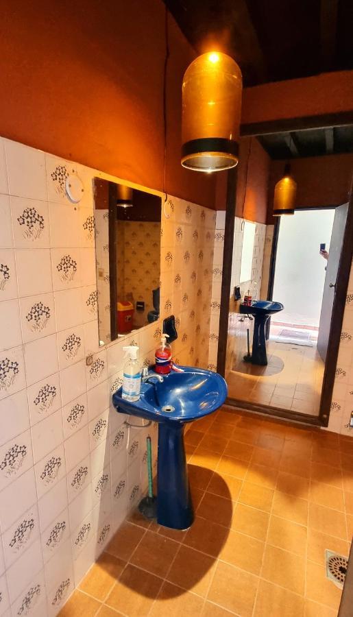 Circo Hostel Асунсьйон Екстер'єр фото